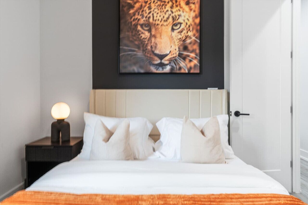 3 bedrooms, desk, iron/ironing board, WiFi