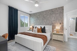 5 quartos, escrivaninha, ferros/tábuas de passar roupa, Wi-Fi