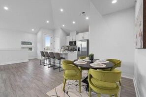 Dining - Stylish Downtown Retreat w/ Balcony, Reserved Parking + Walkable Access (Austin)