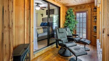 3 chambres, fer et planche Ă repasser, Wi-Fi, draps fournis