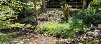 J Creek Retreat-Gorgeous! Waterfront, Easy Access!