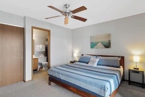 2 slaapkamers, een strijkplank/strijkijzer, gratis wifi, beddengoed
