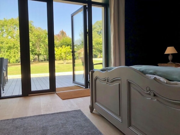 Chambre Deluxe, 1 grand lit, salle de bains privée, vue jardin | Salle de bain