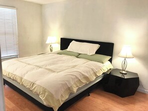 4 bedrooms, free WiFi, bed sheets