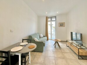 TV, offices