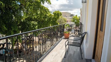 Presidential Apartment, City View | Terrace/patio