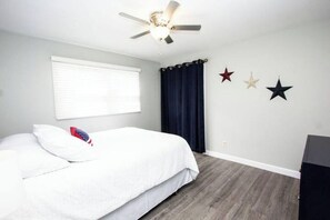 1 chambre, fer et planche à repasser, Wi-Fi, draps fournis