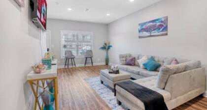 Luxury keyless free WiFi exit 11