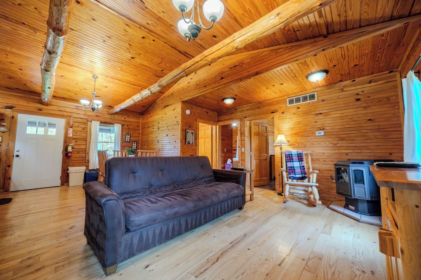 Smart TV, fireplace, DVD player