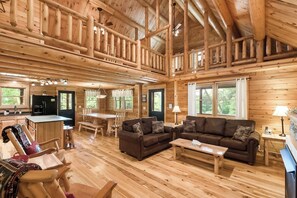 スマートテレビ、暖炉、DVD プレーヤー