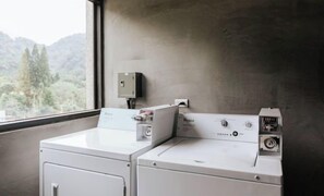 Interior - Meet Sun Moon Lake (Nantou)