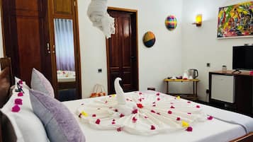 2 phòng ngủ, két bảo mật tại phòng, trang trí khác biệt