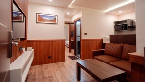 Phòng 4 dành cho gia đình, quang cảnh thành phố | Khu phòng khách