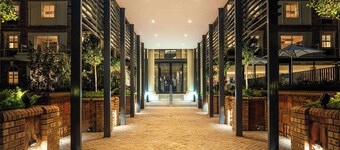 Hampton By Hilton Sandton Grayston