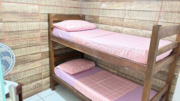 2 bedrooms, free WiFi