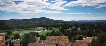 A little cocoon in Provence on the Pont Royal golf course