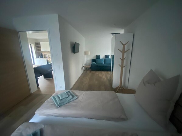 2 bedrooms, WiFi, bed sheets