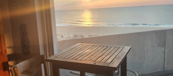 STUNNING VIEW OF ATLANTIC OCEAN GREETS YOU AS YOU ENTER THIS LUXERY OC CONDO 