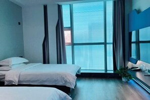 Room - Urumqi Sundan Yakaifu Theme Hotel (Urumqi)