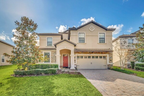 Exterior - Unforgettable Family Fun Awaits at this Epic 8BR ChampionsGate Resort Home! (Four Corners)