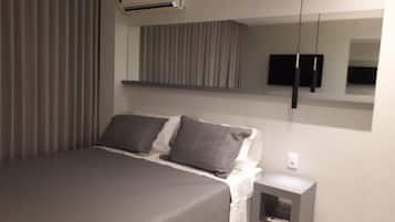 Iron/ironing board, internet, bed sheets