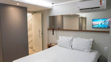 Bügeleisen/Bügelbrett, WLAN, Bettwäsche