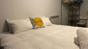 3 habitaciones, tabla de planchar con plancha y wifi gratis 