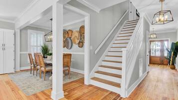 Nhà (5 Bedrooms) | Nội thất