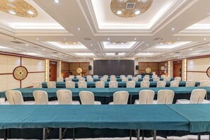 Unclassified image, 3 of 67, button - Kaiyuan Hot Spring Resort (Dezhou)