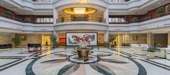 Kaiyuan Hot Spring Resort