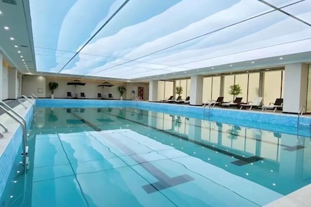 Indoor pool. Kaiyuan Hot Spring Resort