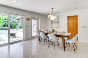 Dining - Private Oasis w/ Pool: Walk to Melbourne Beach! (Melbourne Beach)