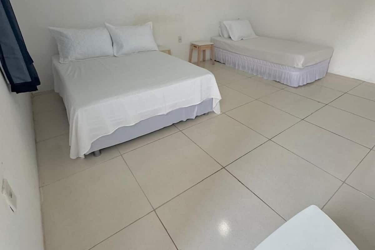 Basic Apartment | 1 bedroom, free WiFi, bed sheets