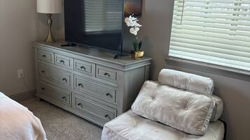 1 chambre, fer et planche Ă  repasser, Wi-Fi, draps fournis