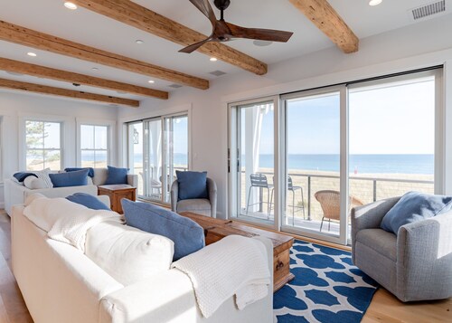 Stunning Beachfront Dream Home 