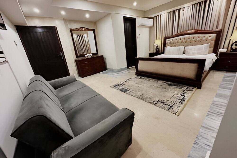 Dazzy dream guest house
