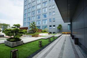 Property grounds - Jinquan Yujing Hotel (Enping)