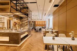 Dining - Jinquan Yujing Hotel (Enping)