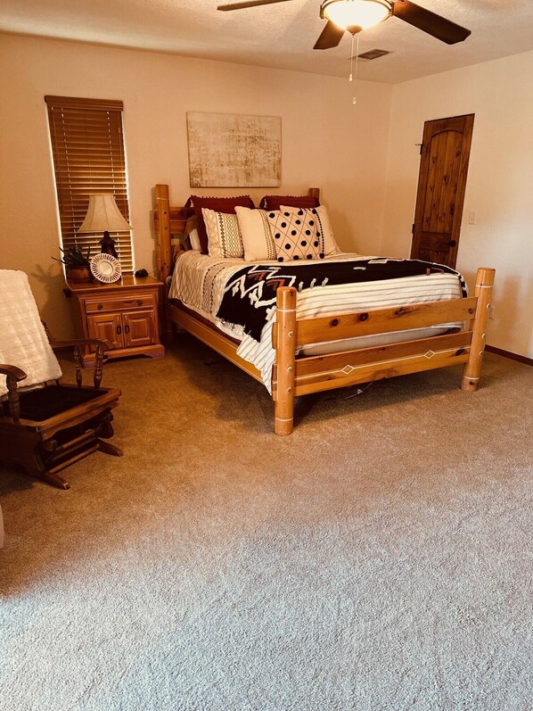 4 bedrooms, WiFi, bed sheets