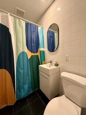 Unclassified image, 3 of 11, button - Stunning apartment on 3rd Avenue in Limoilou (Québec)
