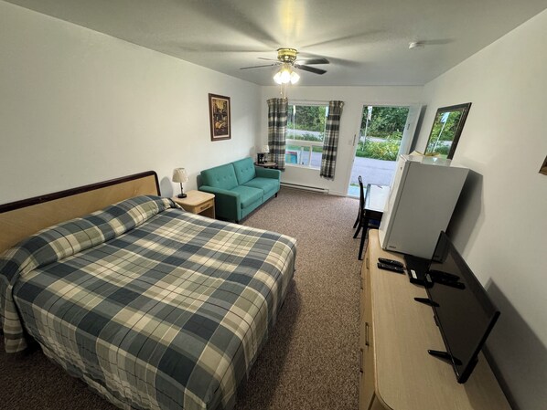 1 chambre, fer et planche à repasser, Wi-Fi, draps fournis