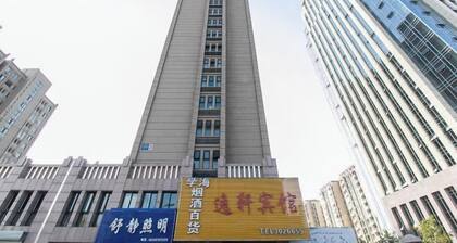 Yiyi Hotel