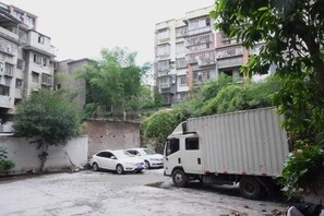 Unclassified image, 3 of 8, button - Changning Yanyi Hotel (Changning)