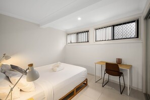 1 bedroom, desk, iron/ironing board, free WiFi