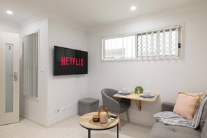 Fernseher