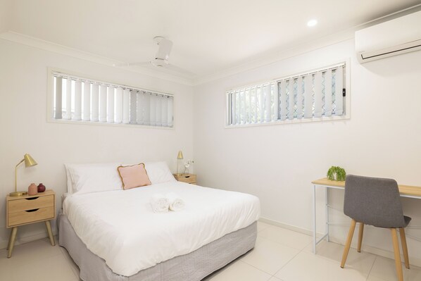 1 bedroom, desk, iron/ironing board, free WiFi