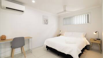 1 bedroom, desk, iron/ironing board, free WiFi