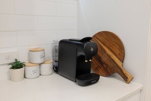 Kaffe og/eller kaffemaskine