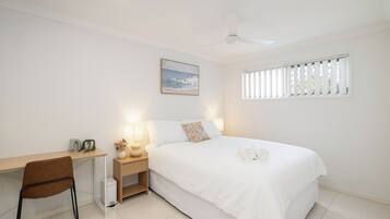 1 bedroom, desk, iron/ironing board, free WiFi