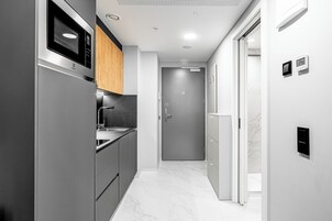 Desk, laptop workspace, iron/ironing board, free WiFi